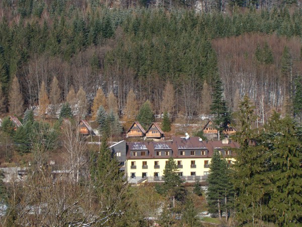 Отель Ондраш с противоположной горы