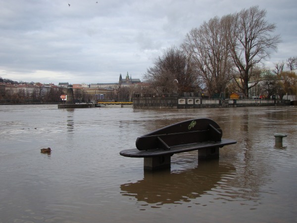 Наводнение в Праге 2011