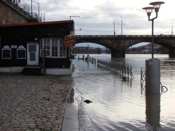 Наводнение в Праге 2011