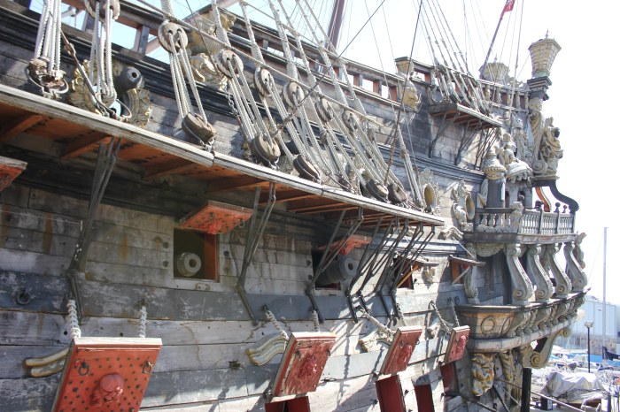 пиратский карабль времен Колумба
