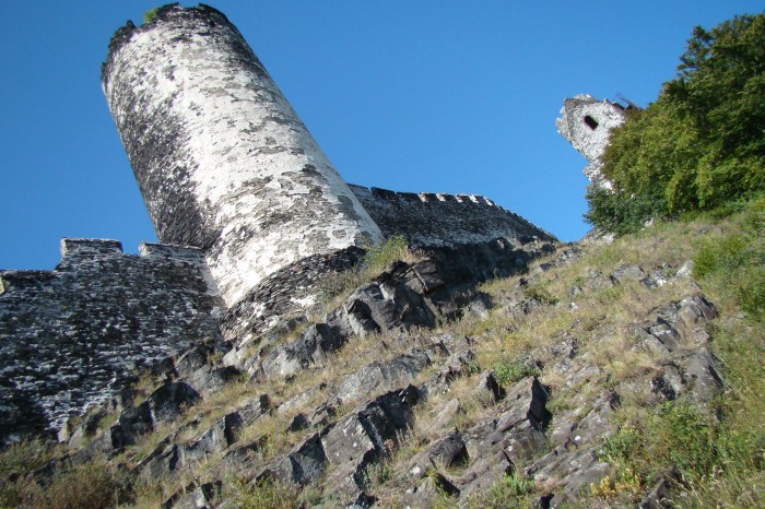замок Бездез